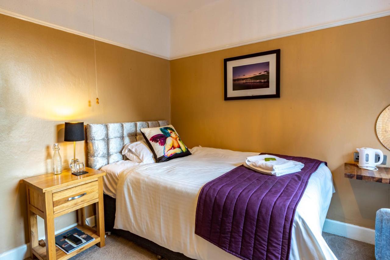 Holly Lodge Guest House With Free Off Site Health Club Windermere Dış mekan fotoğraf