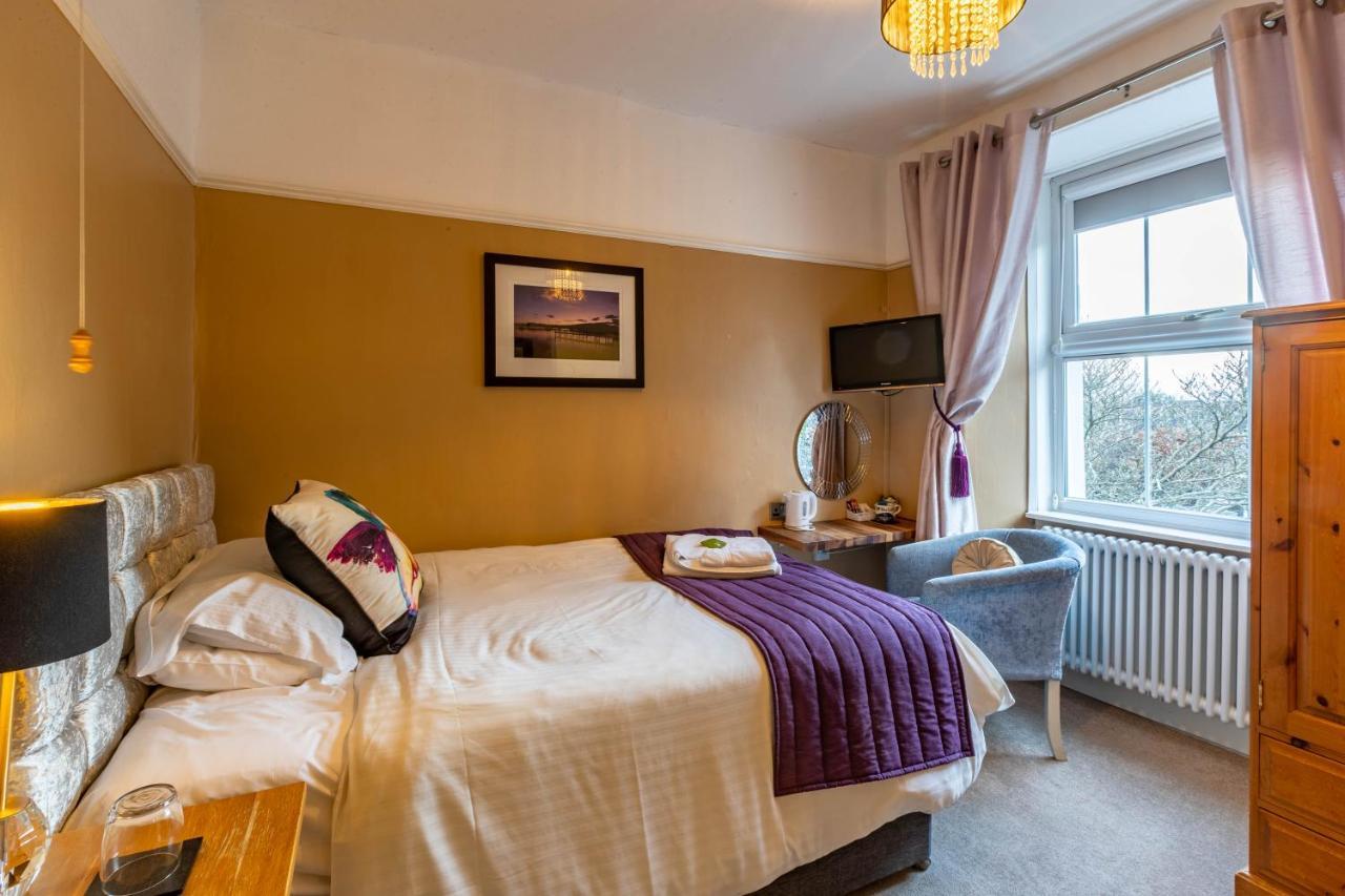 Holly Lodge Guest House With Free Off Site Health Club Windermere Dış mekan fotoğraf